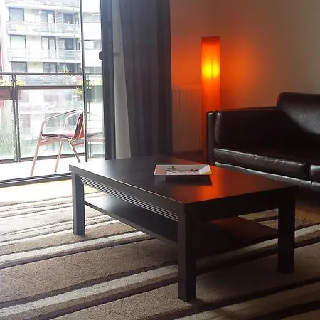 River Loft 304-305 아파트
